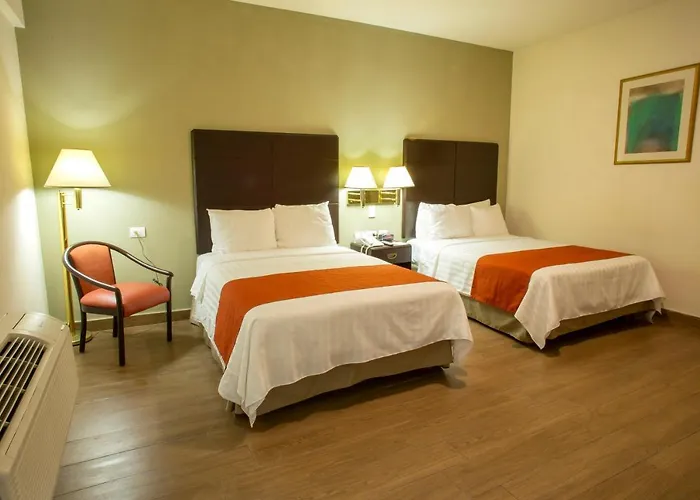 Hotel Plaza Calzada